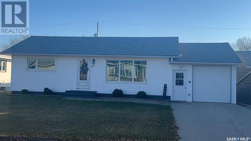 657 1St Avenue Ne, Preeceville, SK - Outdoor