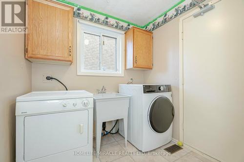 483 Labrador Drive, Oshawa, ON - Indoor Photo Showing Laundry Room