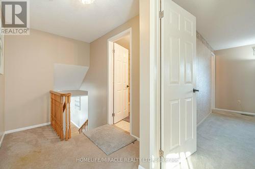 483 Labrador Drive, Oshawa, ON - Indoor Photo Showing Other Room