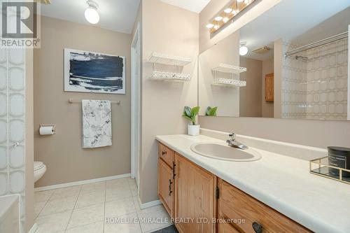 483 Labrador Drive, Oshawa, ON - Indoor Photo Showing Bathroom