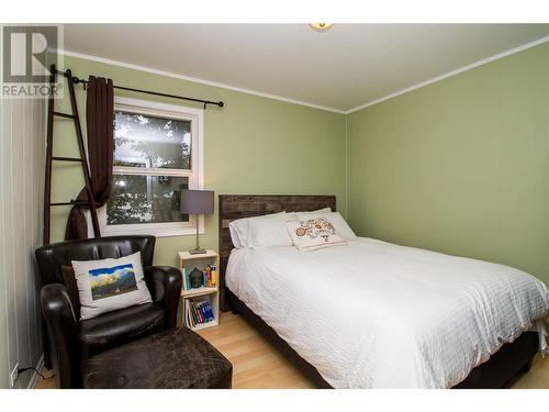 507 Seventh Street E, Revelstoke, BC - Indoor Photo Showing Bedroom