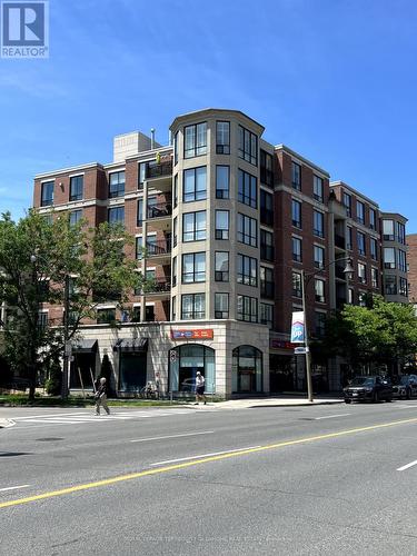 207 - 2 Alexandra Boulevard W, Toronto, ON - Outdoor With Facade