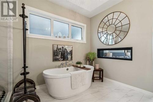 468 Auburn Shores Landing Se, Calgary, AB - Indoor Photo Showing Bathroom