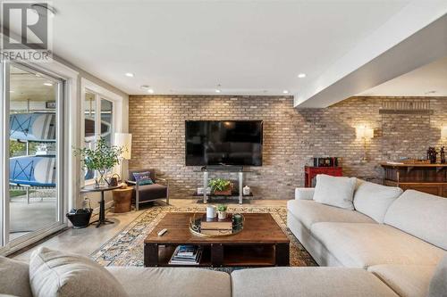 468 Auburn Shores Landing Se, Calgary, AB - Indoor Photo Showing Living Room