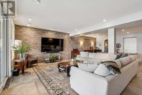 468 Auburn Shores Landing Se, Calgary, AB - Indoor Photo Showing Living Room