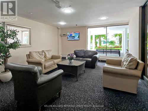 1111 - 10 Parkway Forest Drive, Toronto, ON - Indoor Photo Showing Living Room