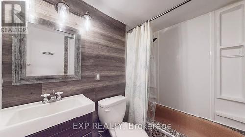 906 - 130 Neptune Drive, Toronto, ON - Indoor Photo Showing Bathroom