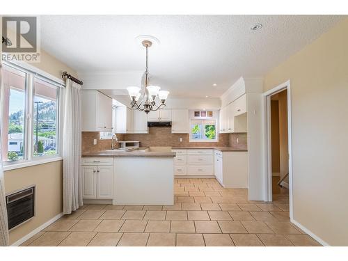 13018 Armstrong Avenue, Summerland, BC - Indoor Photo Showing Kitchen