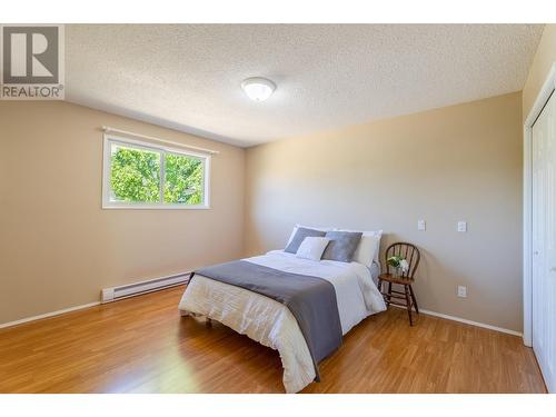 13018 Armstrong Avenue, Summerland, BC - Indoor Photo Showing Bedroom