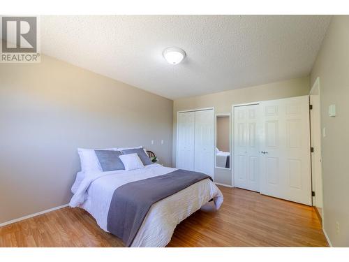 13018 Armstrong Avenue, Summerland, BC - Indoor Photo Showing Bedroom