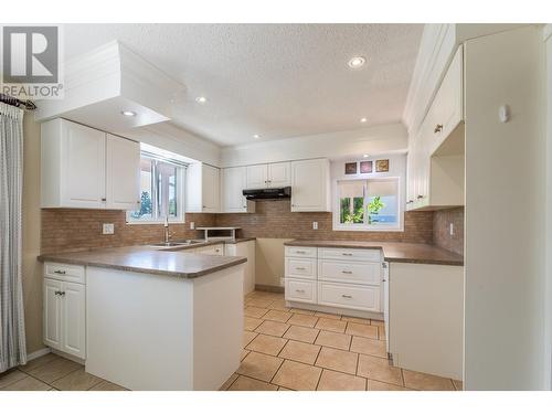 13018 Armstrong Avenue, Summerland, BC - Indoor Photo Showing Kitchen With Double Sink