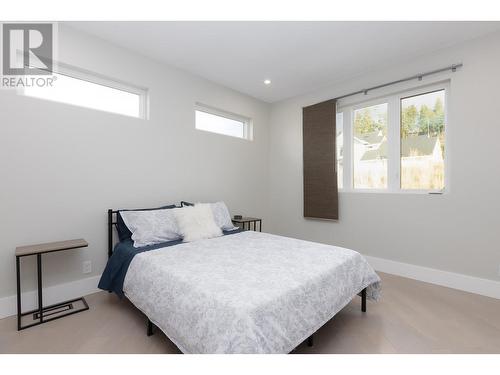 455 Redtail Court, Kelowna, BC - Indoor Photo Showing Bedroom