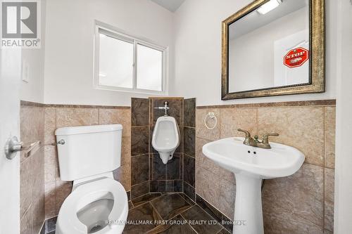 1652 Taunton Road, Clarington, ON - Indoor Photo Showing Bathroom