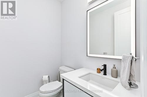 107 Sladden Court, Blue Mountains, ON - Indoor Photo Showing Bathroom