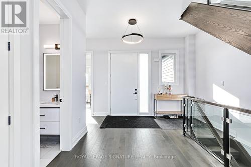 107 Sladden Court, Blue Mountains, ON - Indoor Photo Showing Other Room