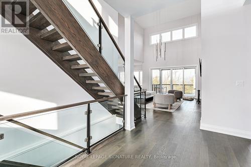 107 Sladden Court, Blue Mountains, ON - Indoor Photo Showing Other Room