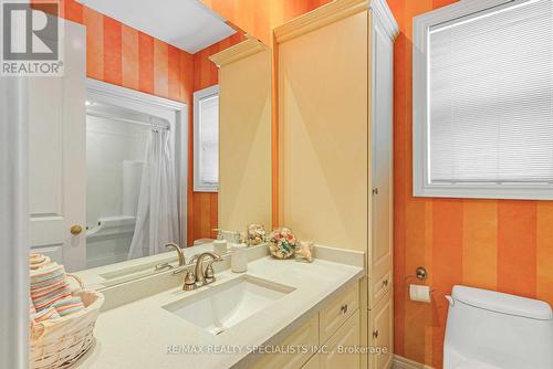 29 Oak Ridge Drive, Orangeville, ON - Indoor Photo Showing Bathroom