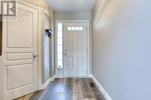 121 Sumner Crescent, Grimsby, ON - Indoor Photo Showing Other Room