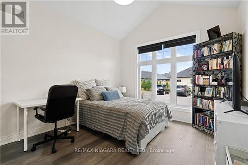 30 - 154 Port Robinson Road, Pelham, ON - Indoor Photo Showing Bedroom