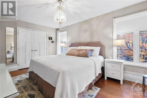 89 Fourth Avenue, Ottawa, ON - Indoor Photo Showing Bedroom