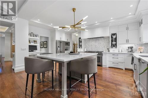 89 Fourth Avenue, Ottawa, ON - Indoor Photo Showing Kitchen With Upgraded Kitchen