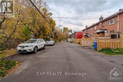 1313 Coldrey Avenue, Ottawa, ON - Outdoor