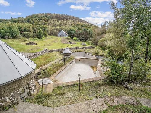 Backyard - 445 Ch. De La Ferme, Val-Morin, QC 