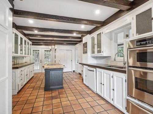 Kitchen - 445Z Ch. De La Ferme, Val-Morin, QC - Indoor Photo Showing Kitchen With Double Sink