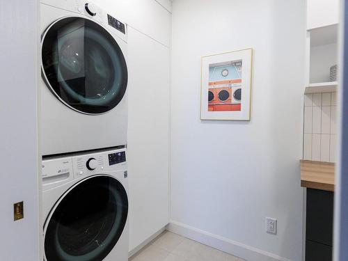 Powder room - 3131 Rue Du Gadelier, Saint-Bruno-De-Montarville, QC - Indoor Photo Showing Laundry Room