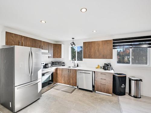 Cuisine - 329 Rue Des Bois-Francs, Saint-Jean-Sur-Richelieu, QC - Indoor Photo Showing Kitchen