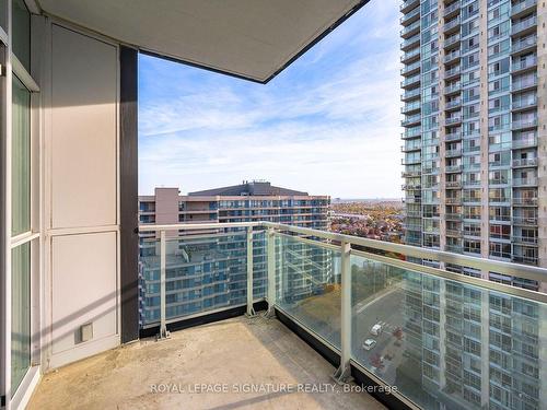 1509-223 Webb Dr, Mississauga, ON - Outdoor With Balcony With Exterior