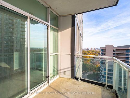 1509-223 Webb Dr, Mississauga, ON - Outdoor With Balcony With Exterior