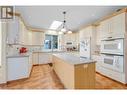 5611 Woods Avenue, Summerland, BC  - Indoor Photo Showing Kitchen 