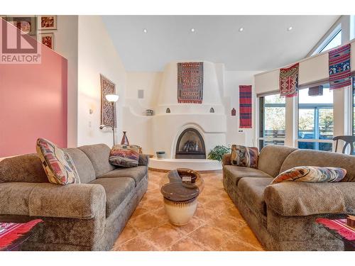 5611 Woods Avenue, Summerland, BC - Indoor Photo Showing Living Room With Fireplace