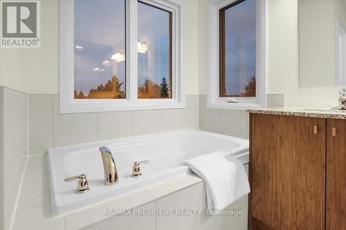 21 Tyler Avenue, Erin, ON - Indoor Photo Showing Bathroom