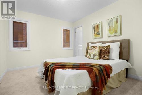 21 Tyler Avenue, Erin, ON - Indoor Photo Showing Bedroom