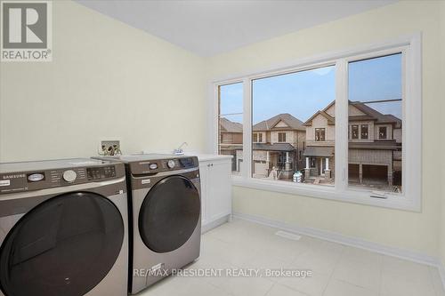 21 Tyler Avenue, Erin, ON - Indoor Photo Showing Laundry Room