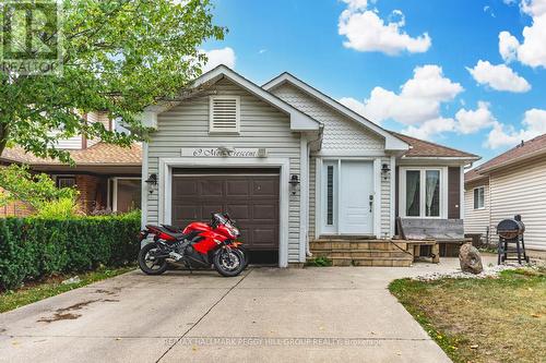 Lower - 69 Moir Crescent, Barrie, ON - Outdoor With Facade