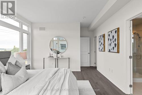 12 Wyn Wood Lane, Orillia, ON - Indoor Photo Showing Bedroom