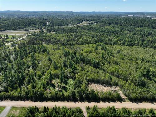 2 Crest Ave, Heathland, NB 