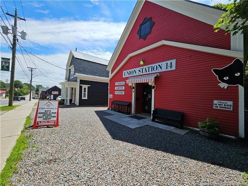 8/10 + 14 Union St, Saint Stephen, NB 