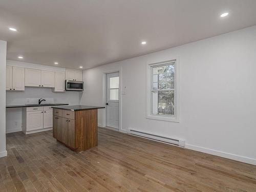 Kitchen - 5788 Route 112, Ascot Corner, QC - Indoor Photo Showing Kitchen