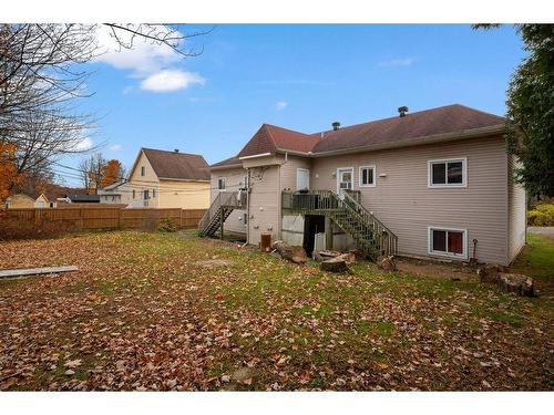 Cour - 290  - 296 Rue St-Denis, Sainte-Sophie, QC - Outdoor