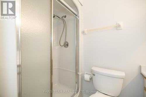 9 Briarwood Drive, New Tecumseth, ON - Indoor Photo Showing Bathroom