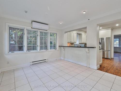 5 Apsley Rd, Toronto, ON - Indoor Photo Showing Kitchen