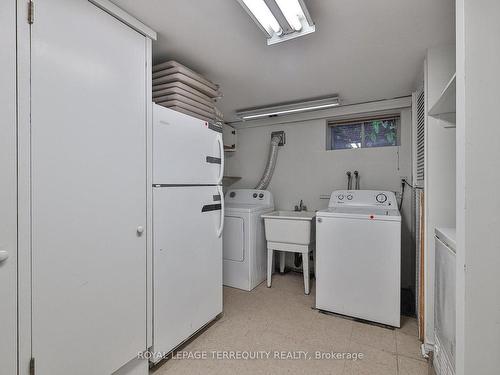 5 Apsley Rd, Toronto, ON - Indoor Photo Showing Laundry Room