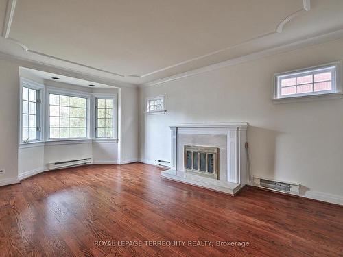 5 Apsley Rd, Toronto, ON - Indoor With Fireplace