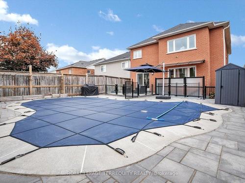 1330 Aldergrove Dr, Oshawa, ON - Outdoor With In Ground Pool With Exterior