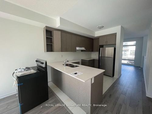 747 Stanstead Path, Oshawa, ON - Indoor Photo Showing Kitchen With Double Sink