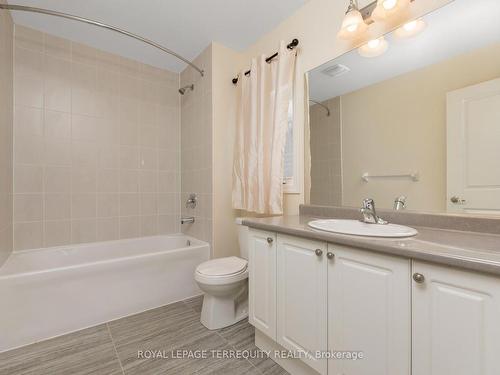 4516 Eclipse Way, Niagara Falls, ON - Indoor Photo Showing Bathroom